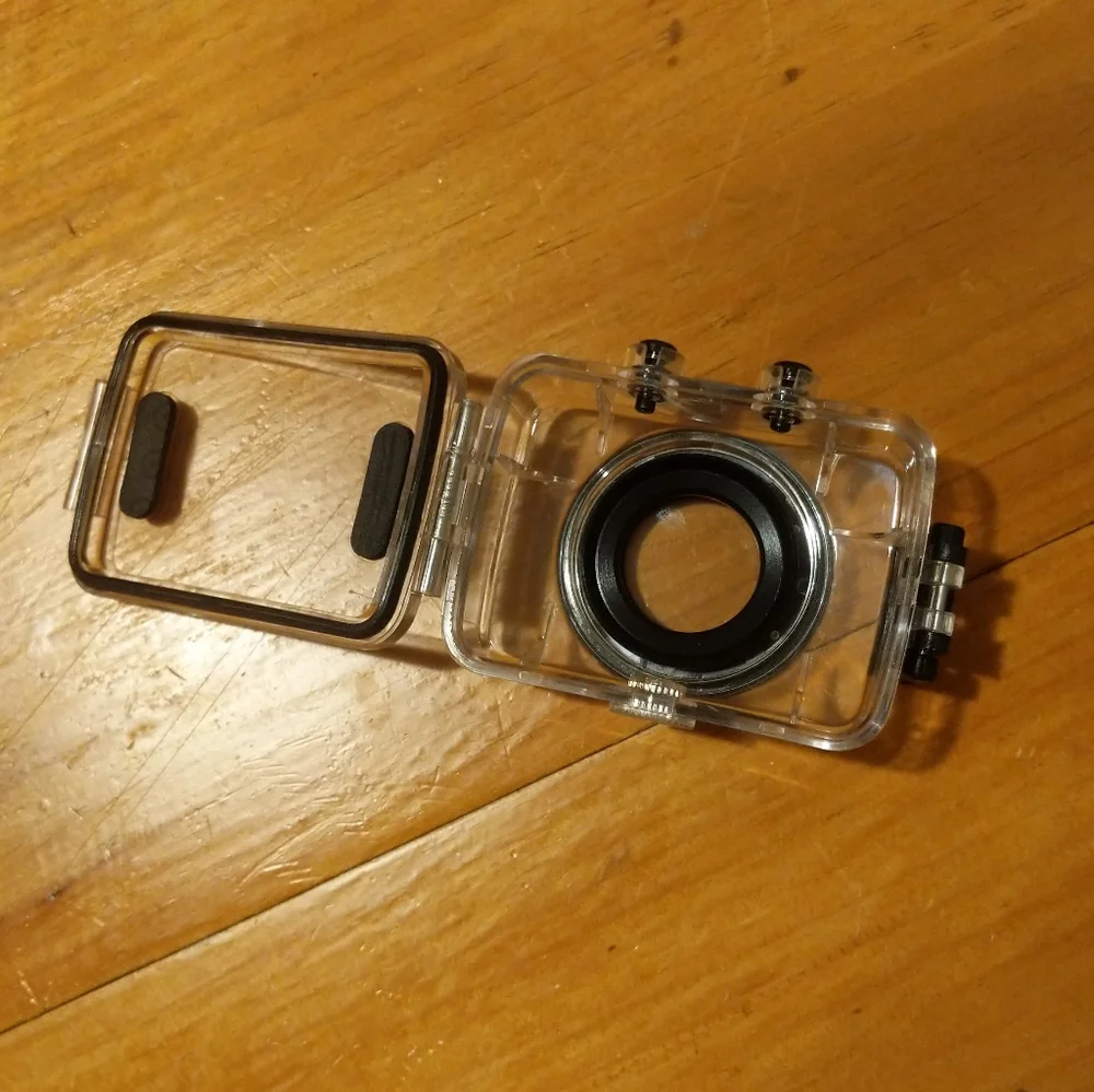 Emerson HD action cam digital video with 32 GB sundisc memory card bundle